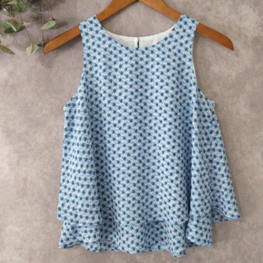 Ann Taylor Loft Top Women’s Blue White Layered Sleeveless Top